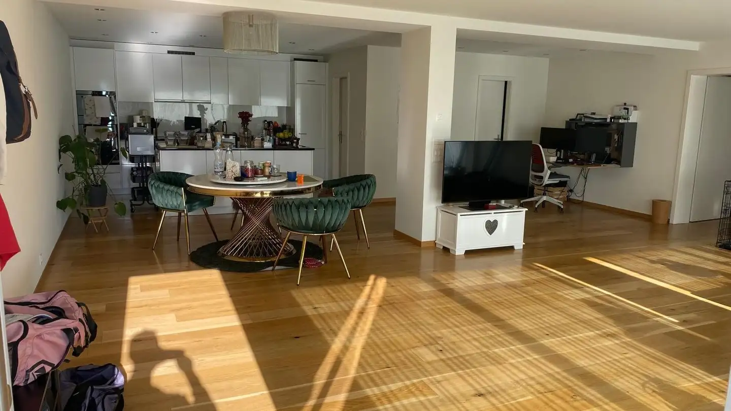 Apartment for rent - Sennhofstrasse 51, 8125 Zollikerberg