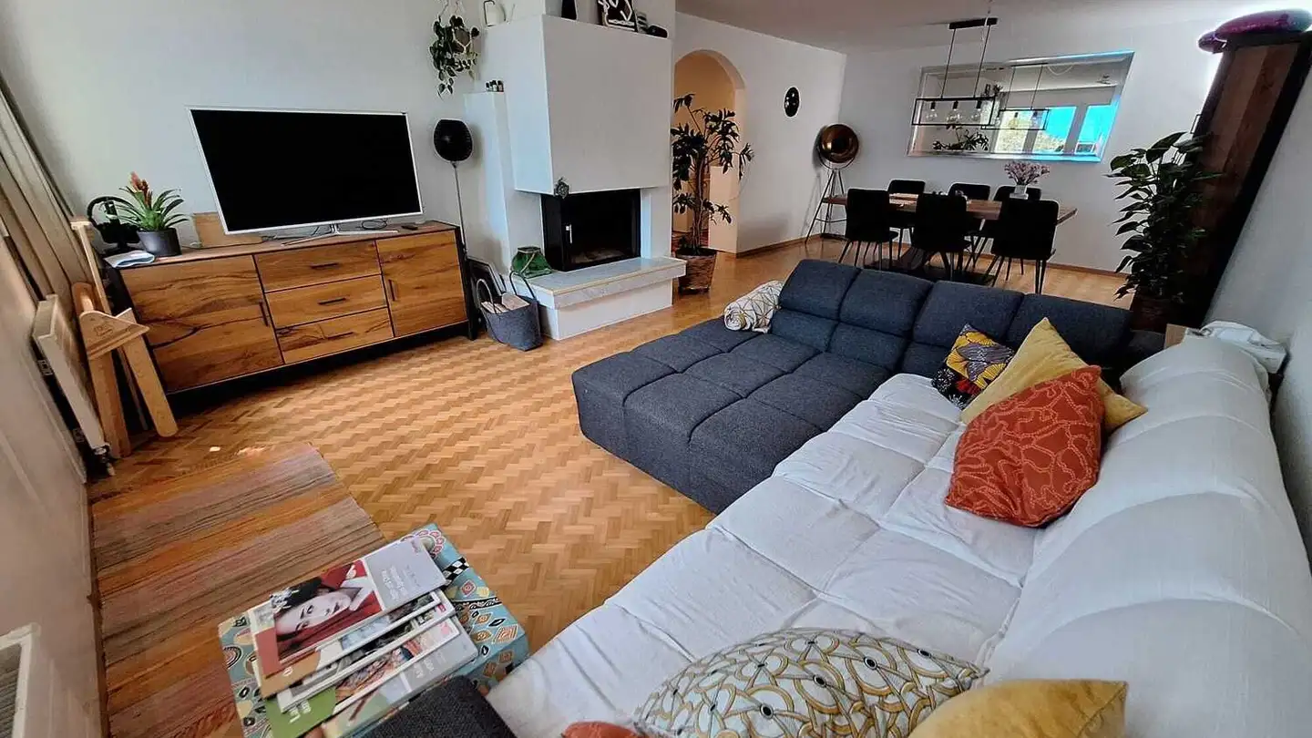 Wohnung mieten - 8142 Uitikon Waldegg