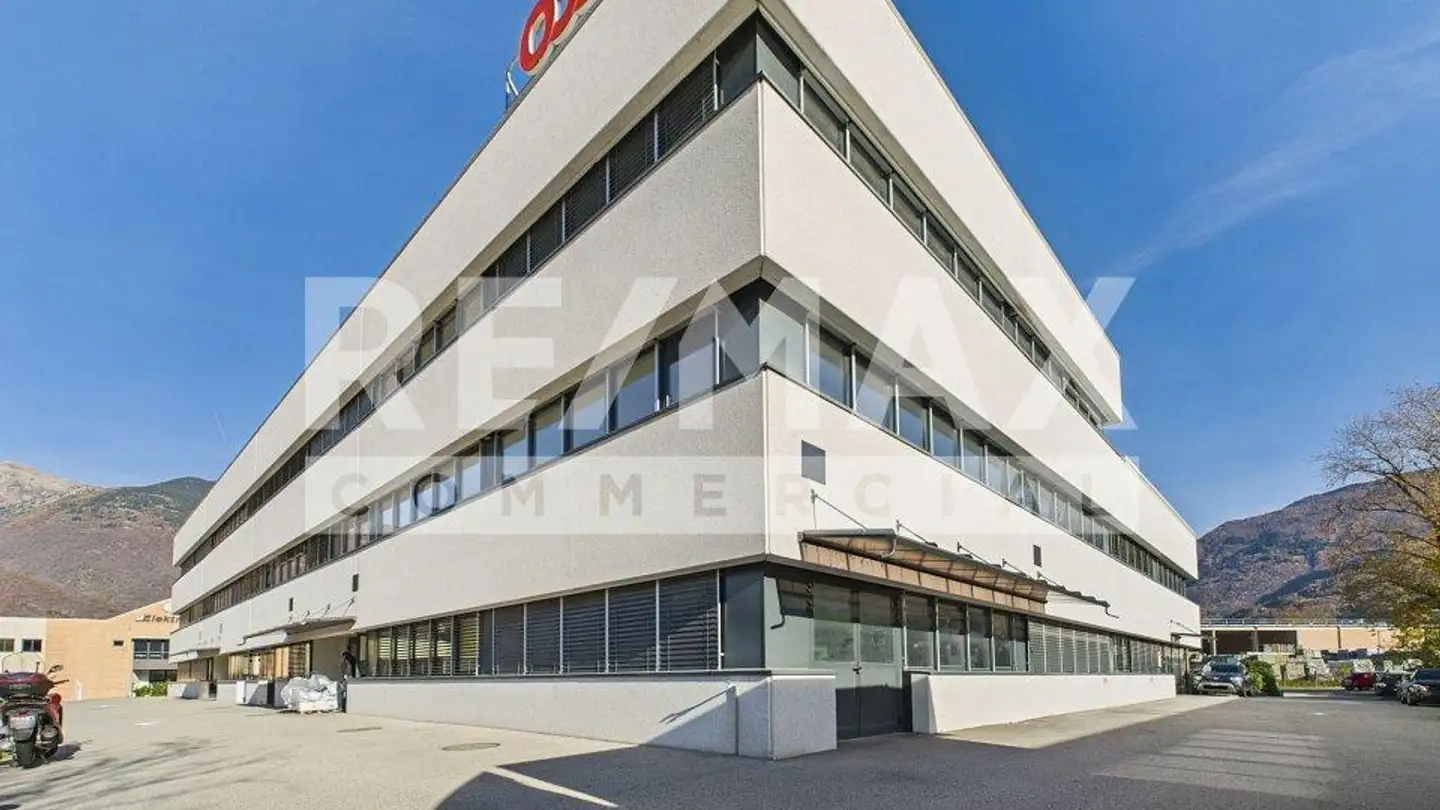 Edificio ad uso misto in vendita - 6512 Giubiasco