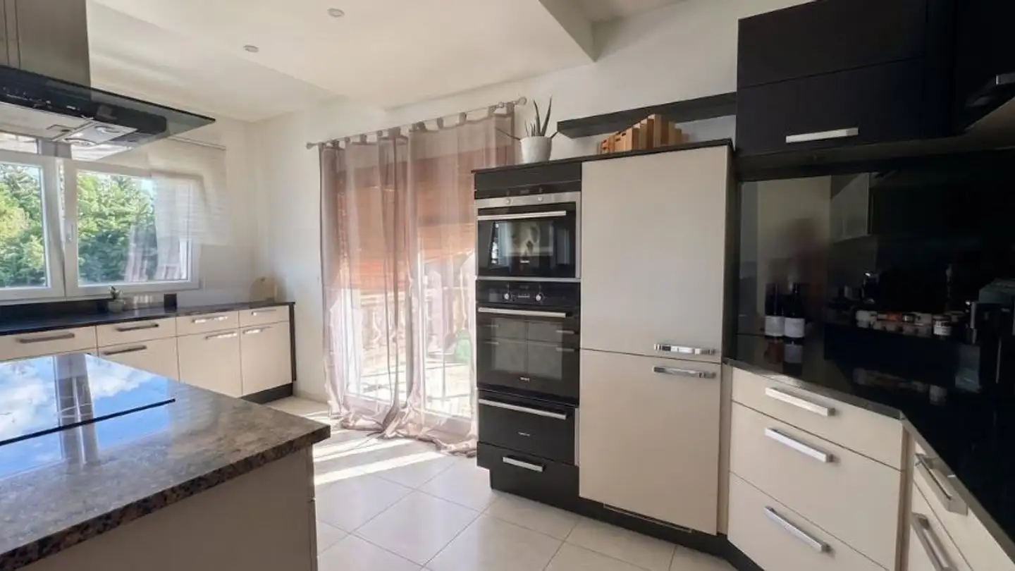 Villa for sale - Route de la République 30, 2208 Les Hauts-Geneveys - Photo 2