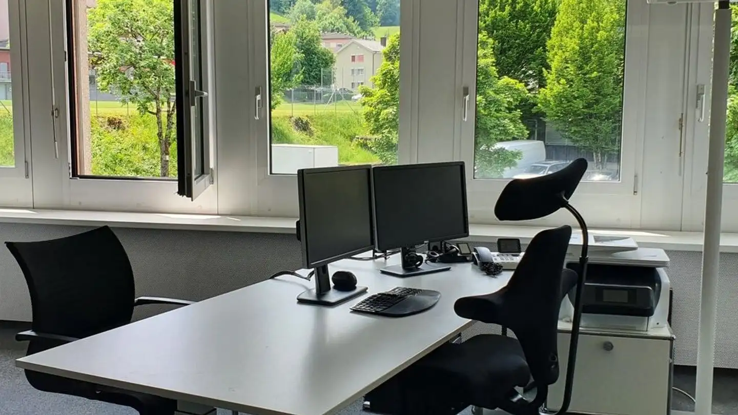 Office space for rent - Roosstrasse 53, 8832 Wollerau