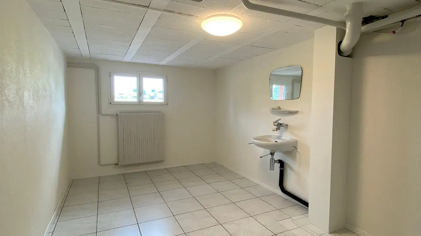 Magasin à louer - Passage Du Querro 11, 1724 Le Mouret