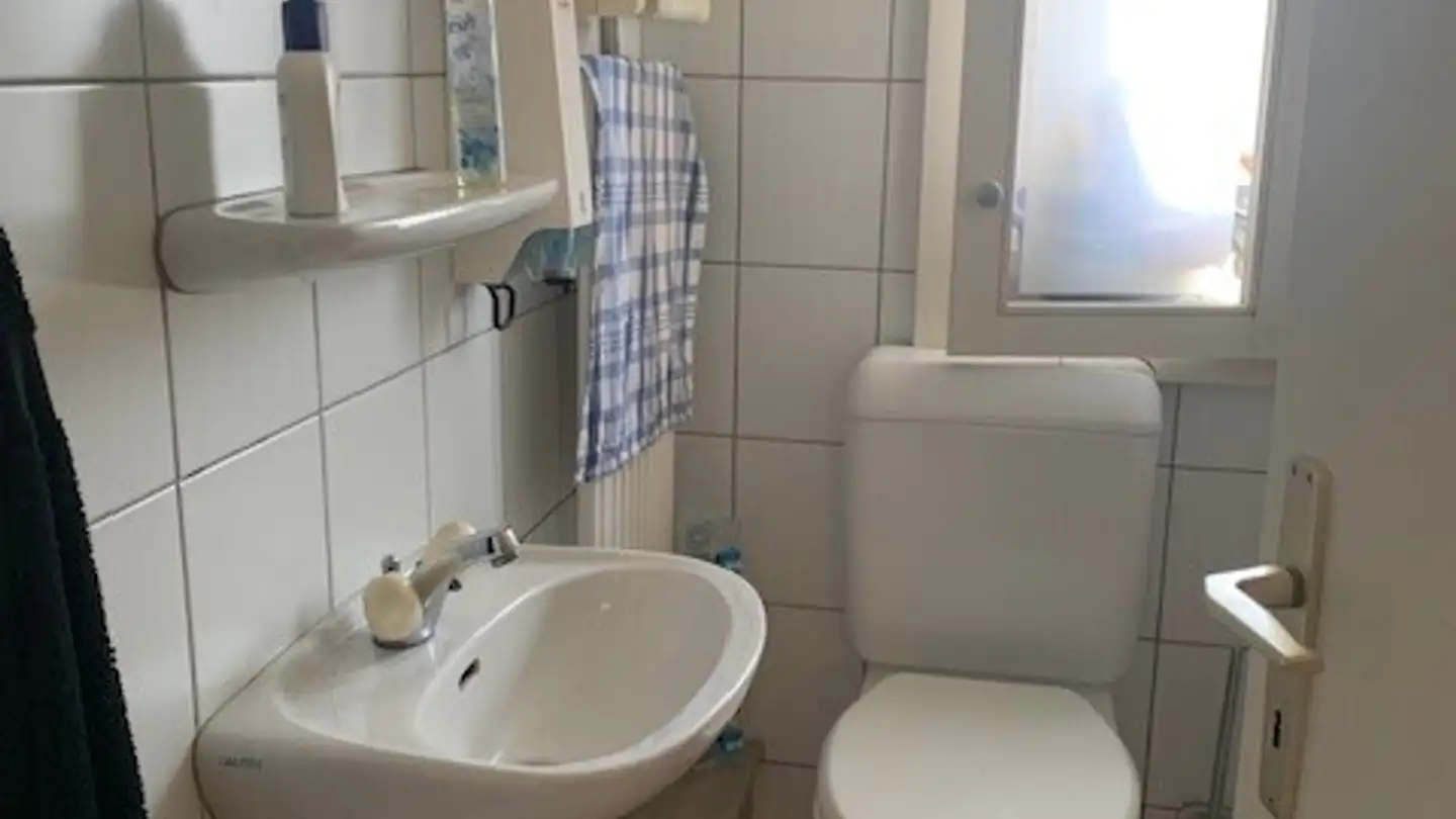 Gewerbe mieten - Avenue De La Gare 52, 1618 Châtel-St-Denis - Foto 4