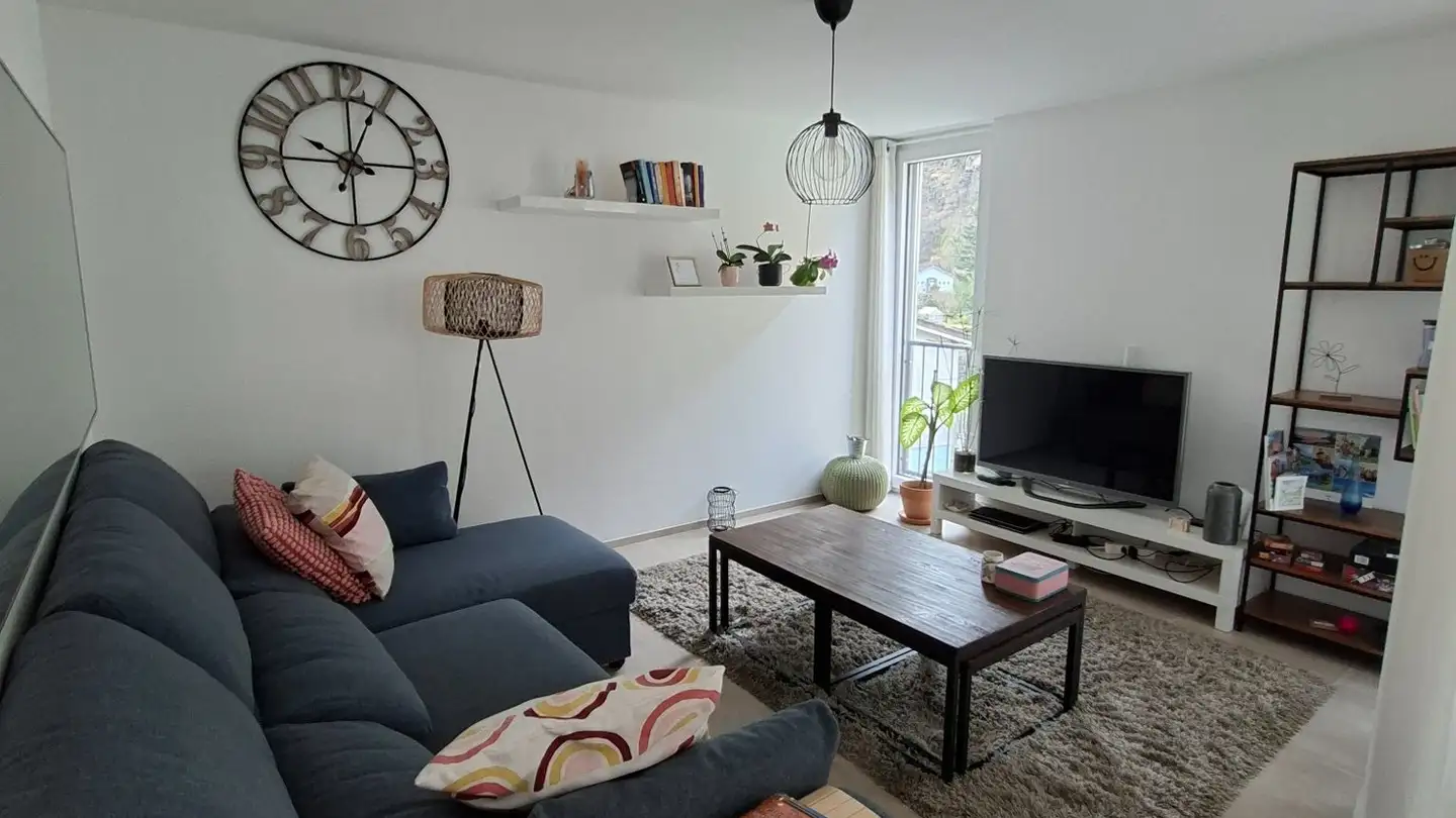 Appartamento in affitto - Via Cantonale, 6527 Lodrino