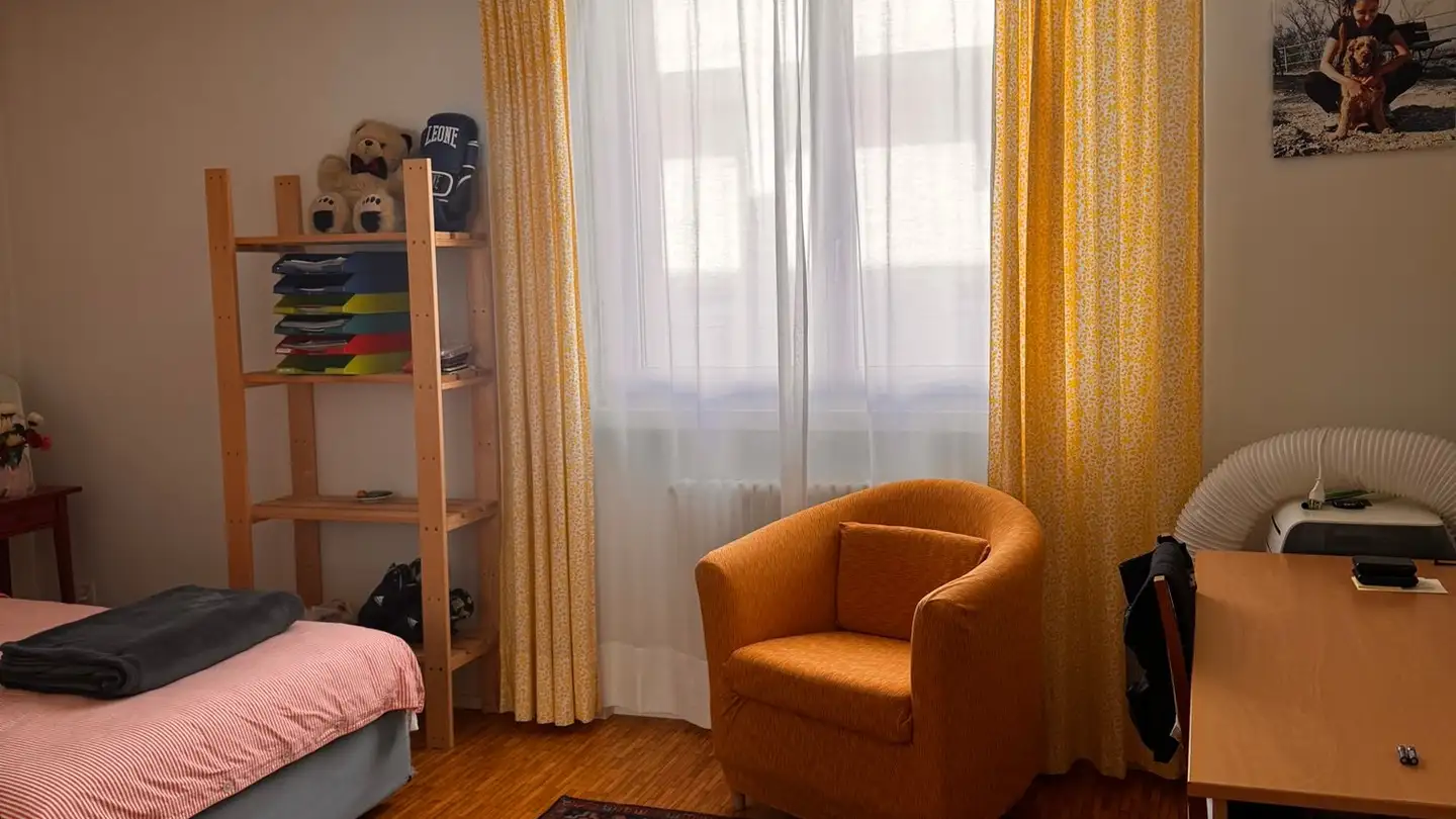 Single room for rent - Via Senago, 6912 Pazzallo