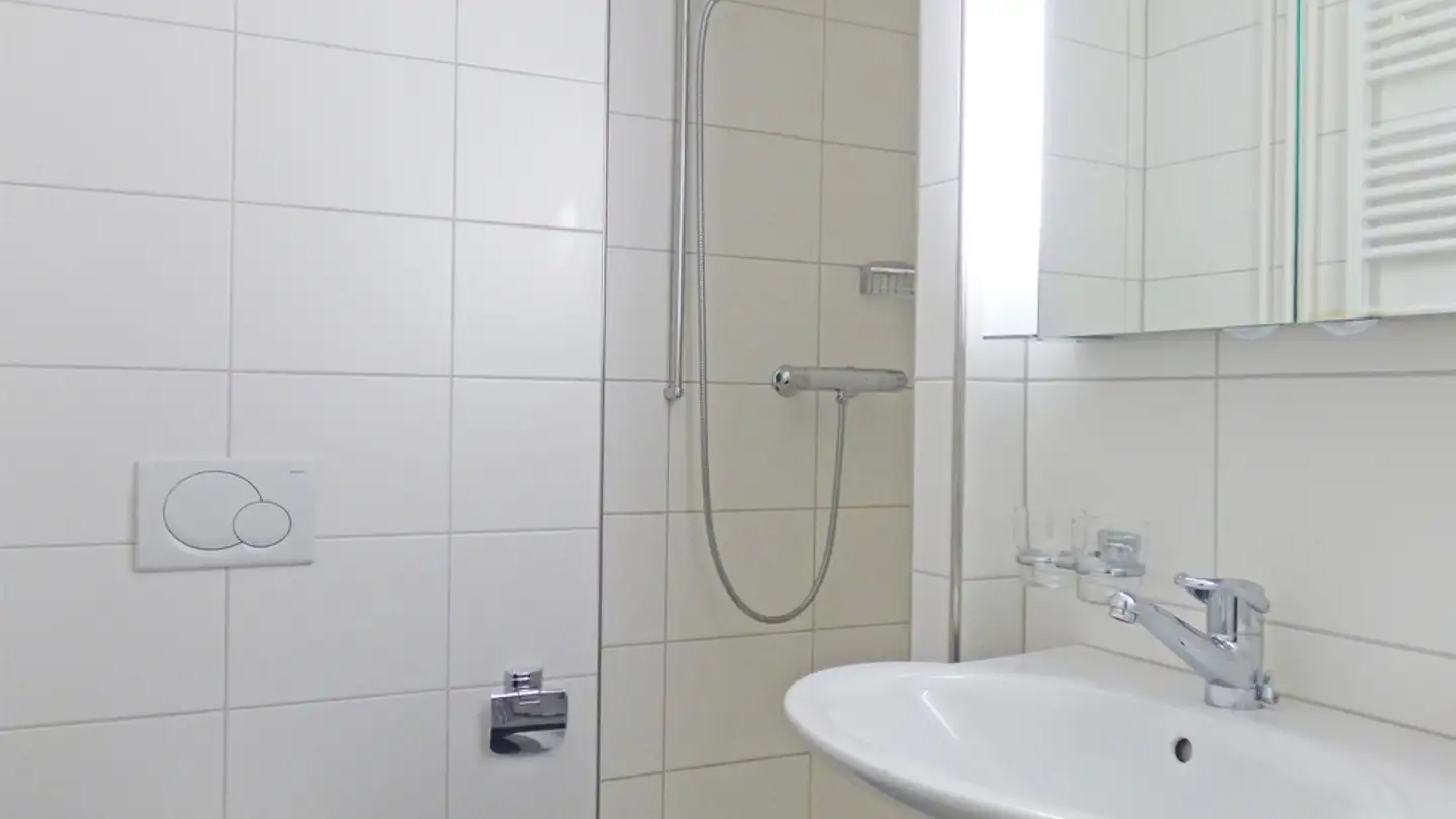 Appartement à louer - Finsterrütistrasse, 8134 Adliswil - Photo 4