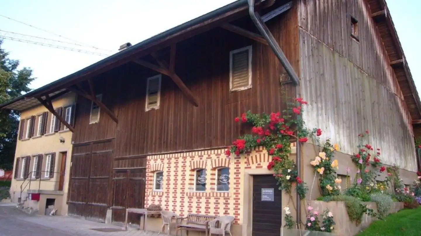 Farm for rent - Dorfstrasse 40, 5423 Freienwil