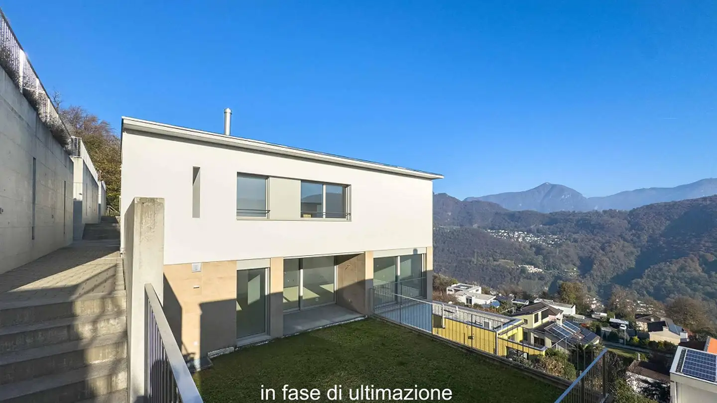 Villa for sale - Via monte Croce, 6927 Agra