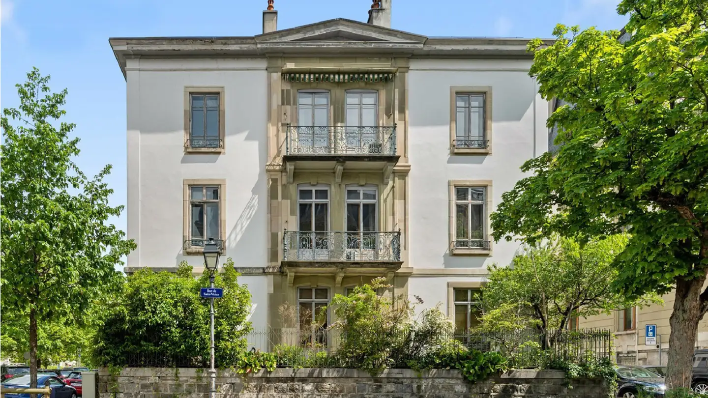 Mixed-use building for sale - 1206 Genève