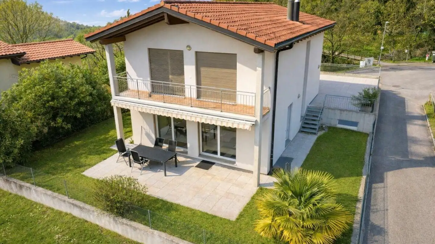 Single house for sale - Via Suvaia, 6818 Melano