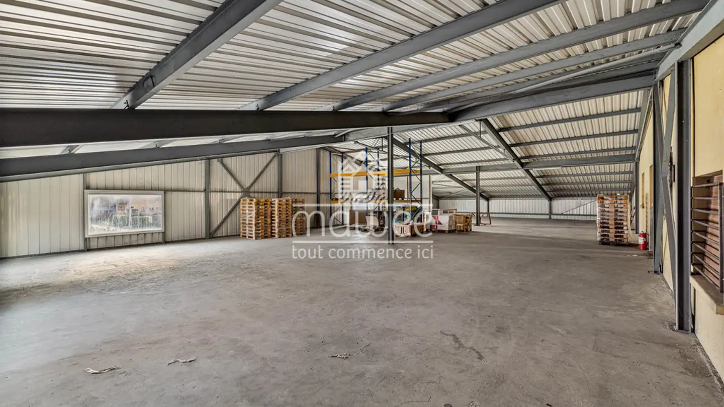 Espace de stockage à louer - Passage De La Gare, 2615 Sonvilier