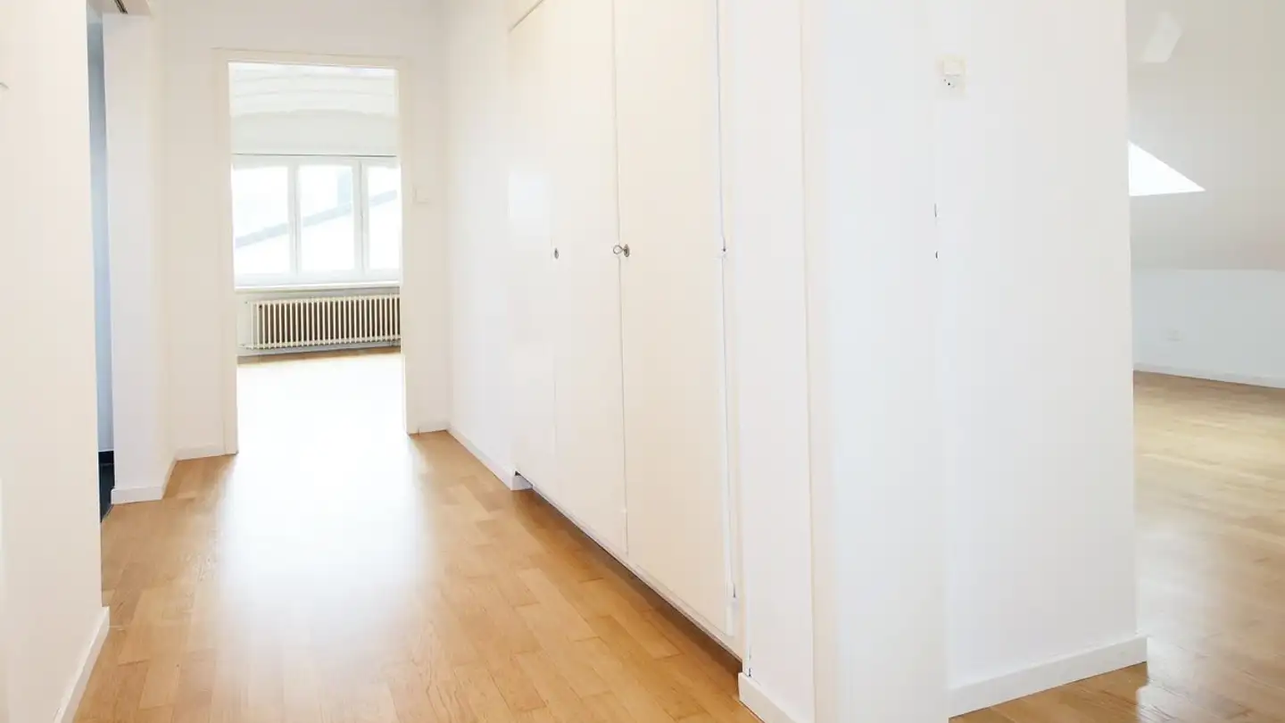 Dachgeschosswohnung mieten - Immenhauserstrasse 5, 8600 Dübendorf