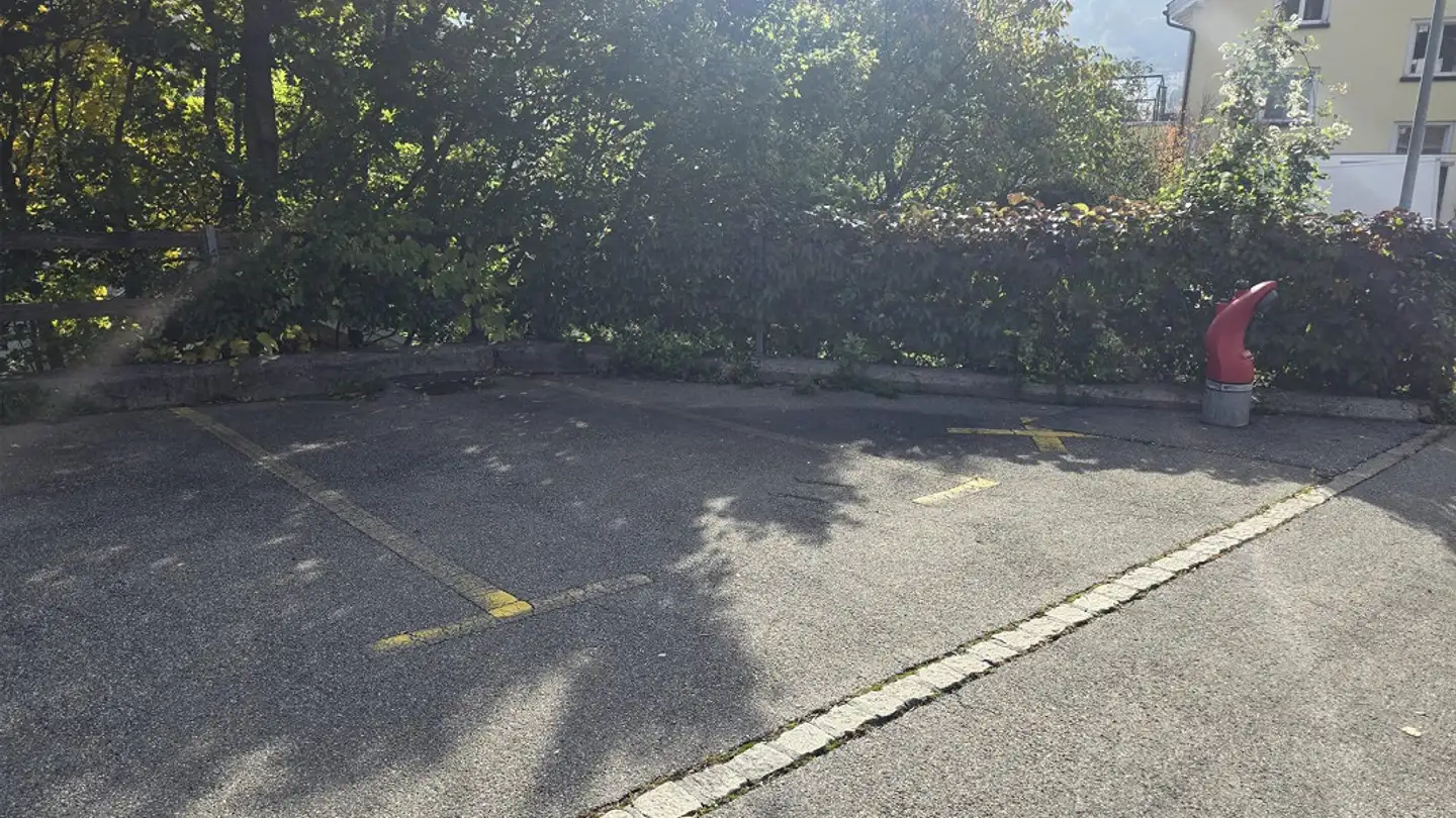 Outdoor parking space for rent - Araschgerstrasse 11, 7000 Chur