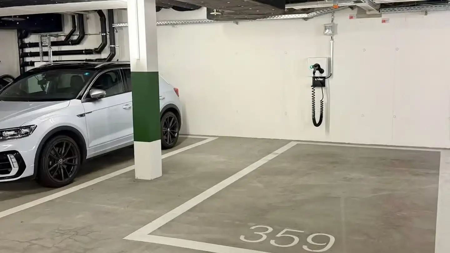 Place de parking souterraine à louer - Leutschenbachstrasse 30, 8050 Zürich - Photo 3
