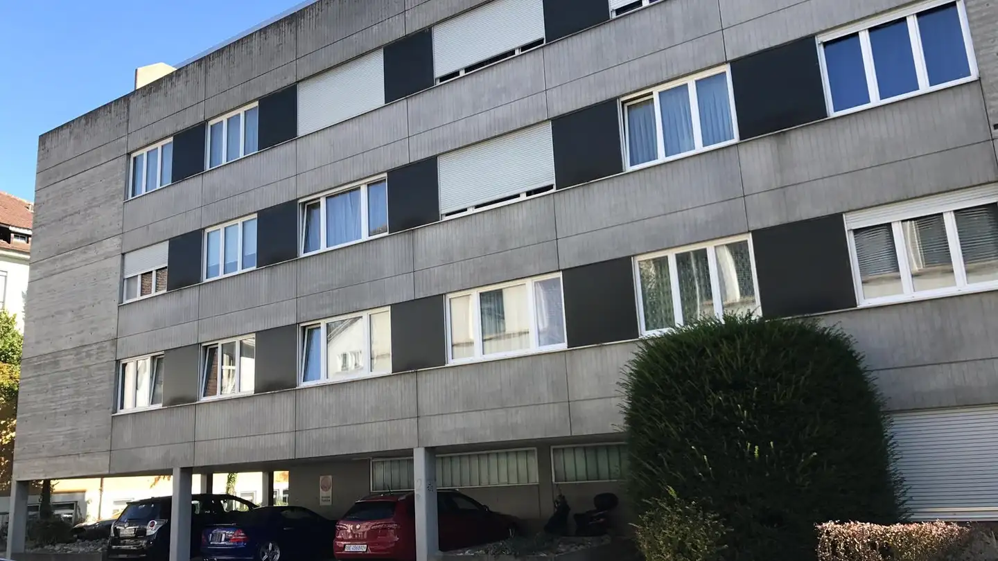 Outdoor parking space for rent - Rue De La Gurzelen / Gurzelenstrasse 22, 2502 Biel/Bienne