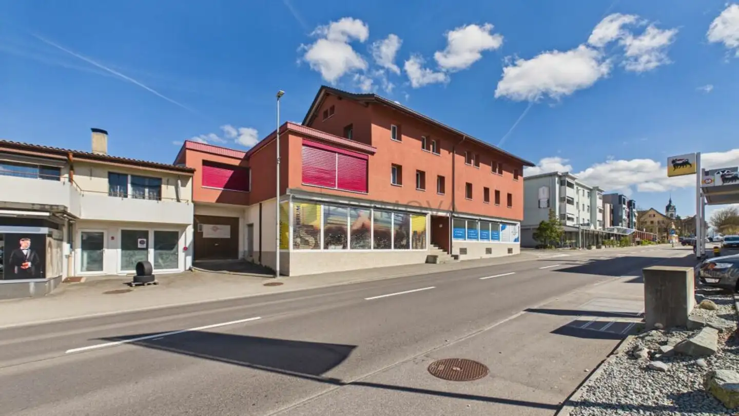 Edificio ad uso misto in vendita - 6234 Triengen