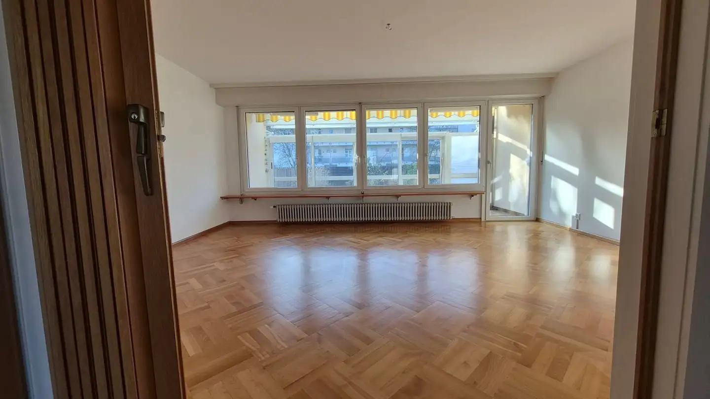 Row house for rent - 4147 Aesch BL - Photo 3