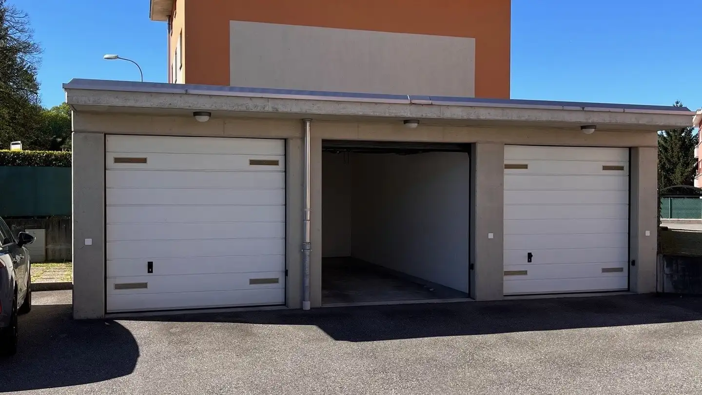 Garage singolo in affitto - Via Al Pero 28, 6852 Genestrerio