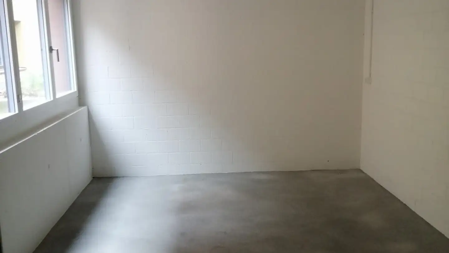 Commercial à louer - Staldenbachstrasse 1, 8808 Pfäffikon SZ