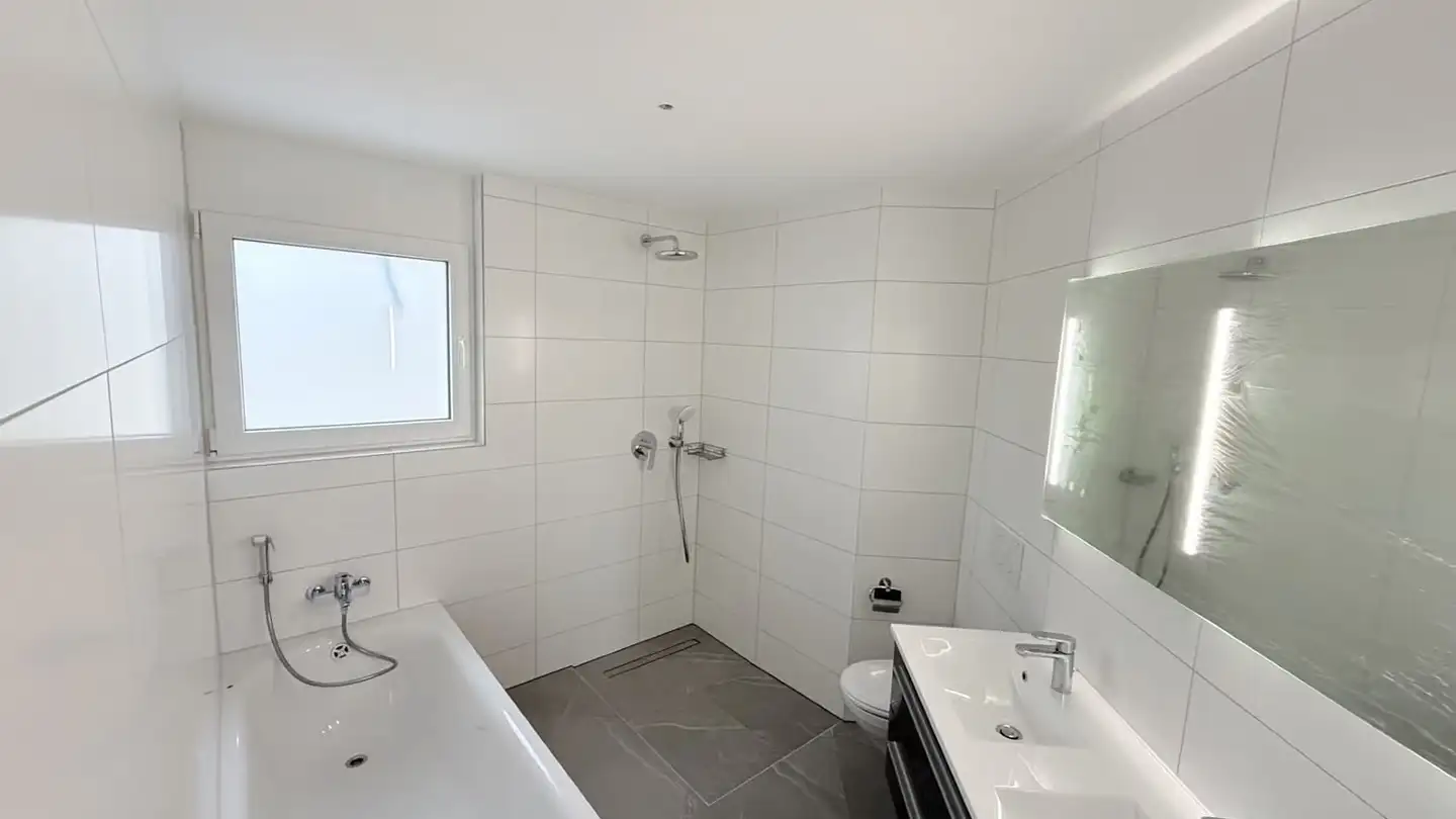 Apartment for rent - Weibelackerweg, 4914 Roggwil BE - Photo 4