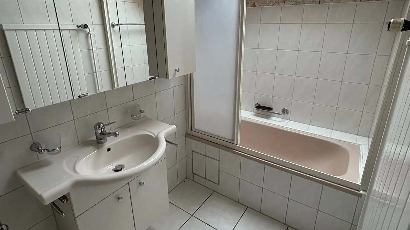 Dachgeschosswohnung mieten - Helvetierstrasse 17, 4125 Riehen - Foto 2