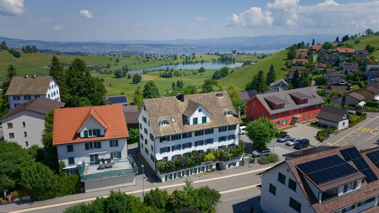 Wohnung kaufen - Dorfstrasse, 8825 Hütten