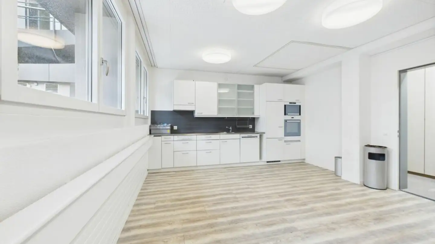 Spazio ufficio in affitto - Bösch 80b, 6331 Hünenberg - Photo 2