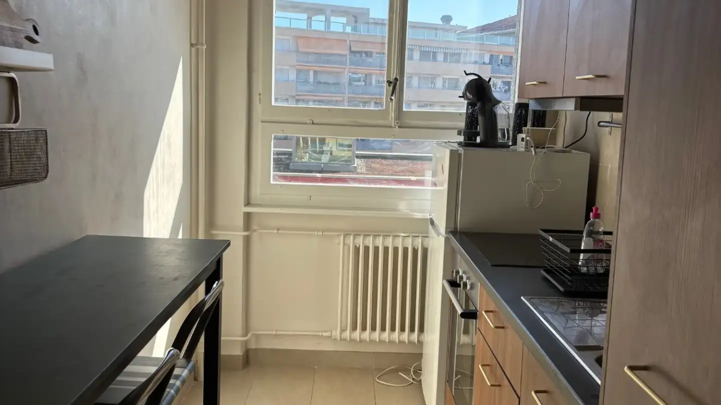 Appartement à louer - 1227 Les Acacias - Photo 2