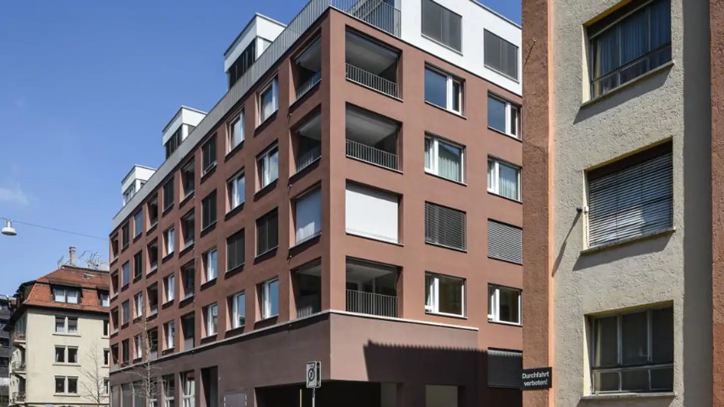 Tiefgaragenstellplatz mieten - Rüdigerstrasse 4, 8045 Zürich
