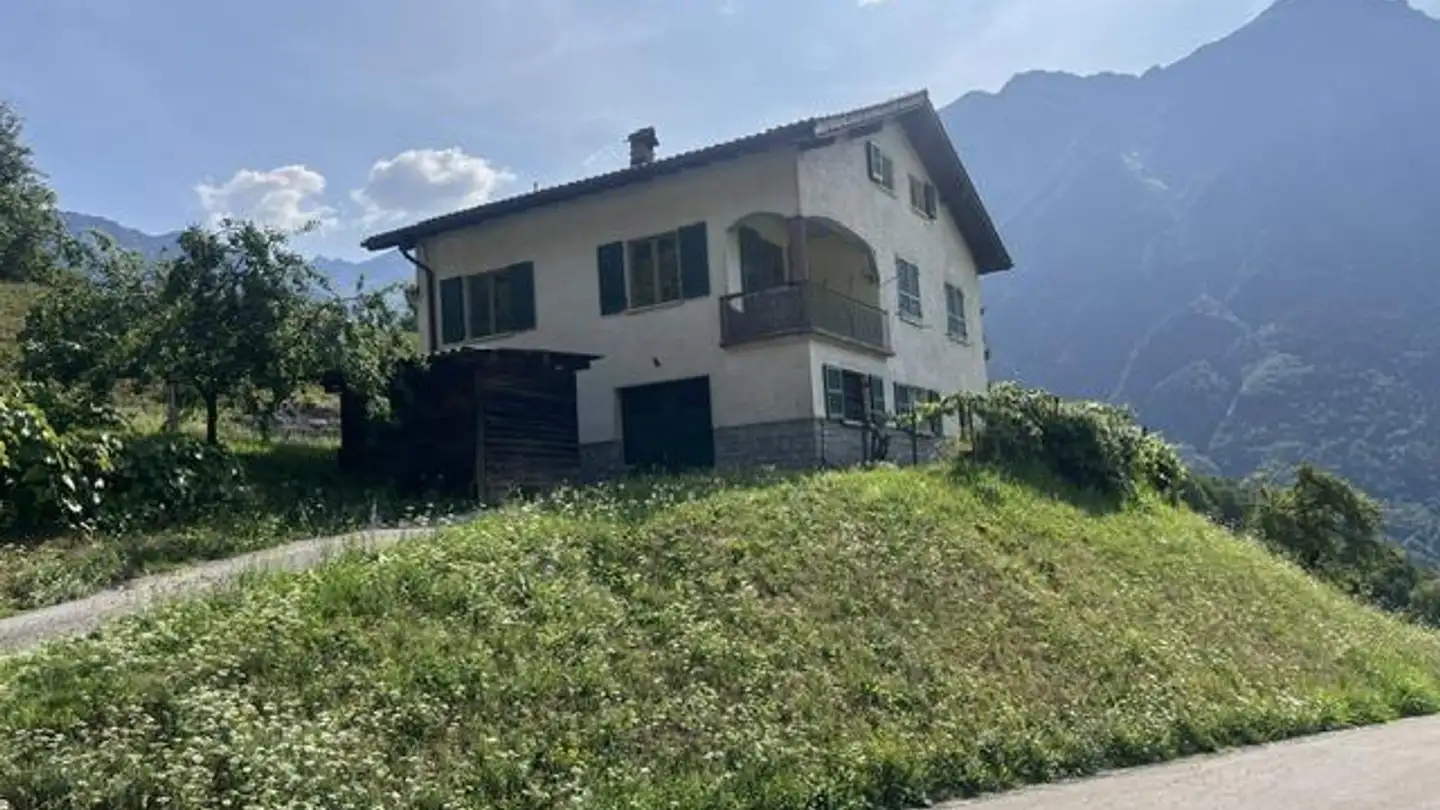 Single house for sale - 6723 Marolta