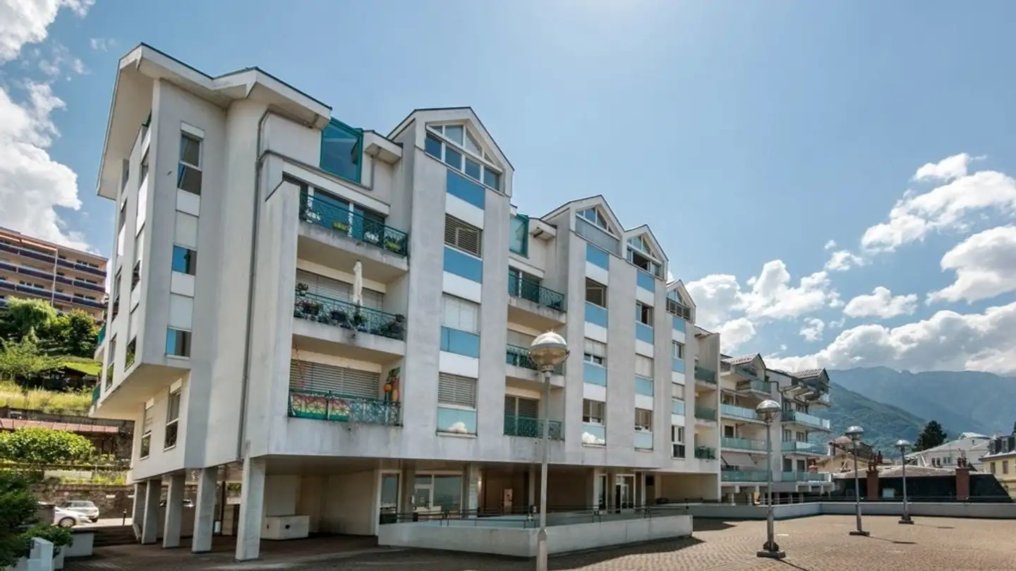 Underground parking space for rent - Rue De La Gare 13, 1820 Montreux