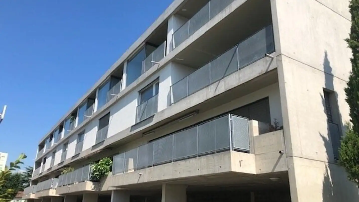 Parcheggio esterno in affitto - Route De La Maladière, 1022 Chavannes-près-Renens