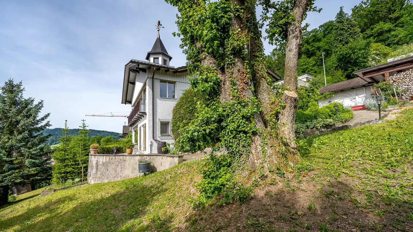 Residential building for sale - 9242 Oberuzwil