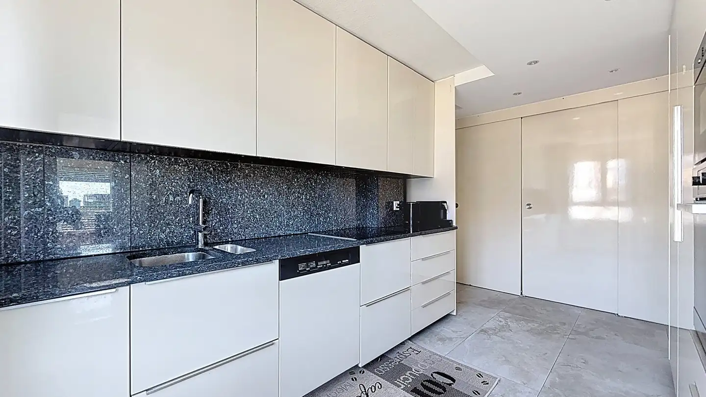 Appartamento in vendita - Rue Du Locle 5b, 2300 La Chaux-de-Fonds - Foto 2