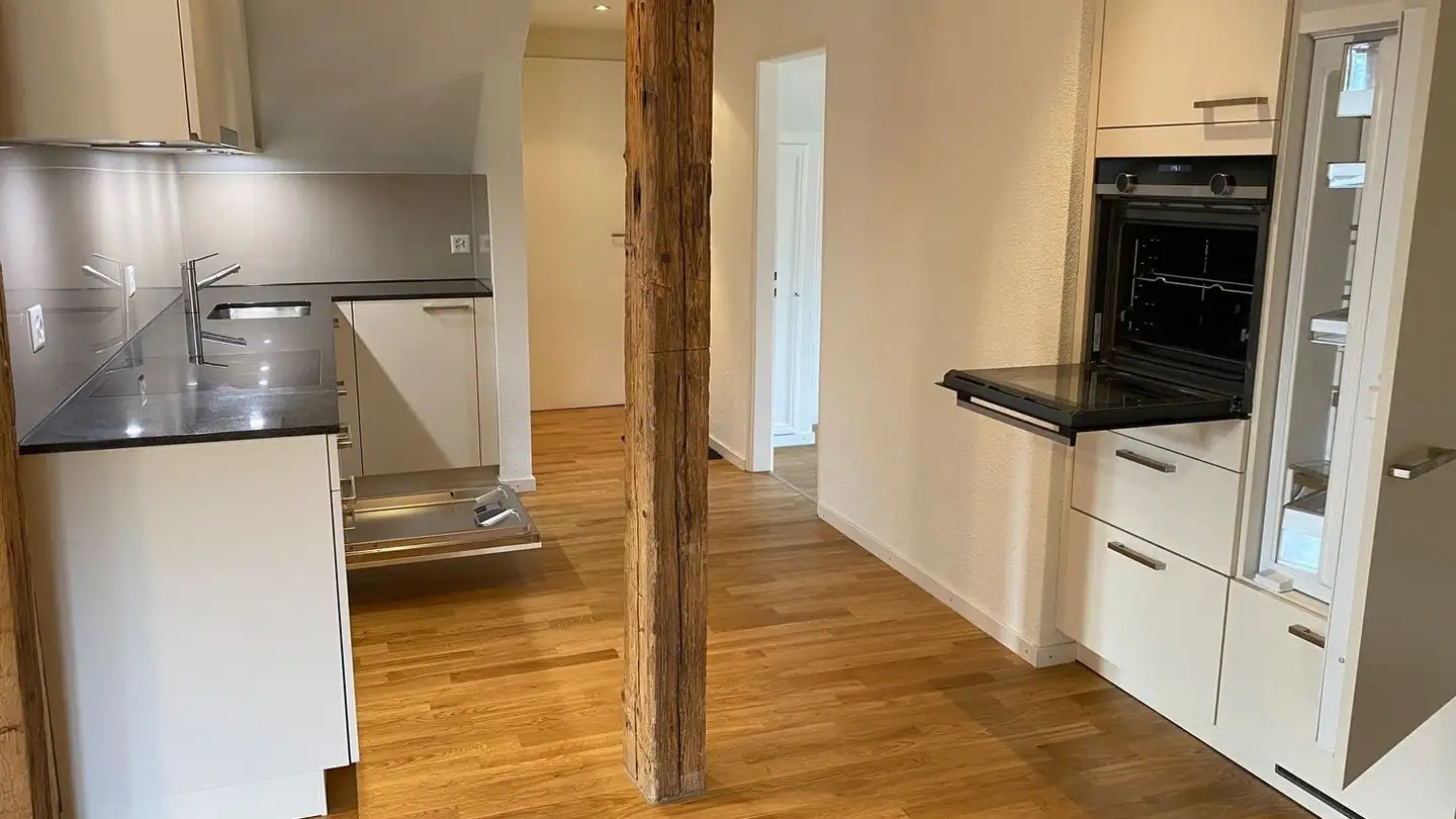 Attic flat for rent - Rugenaustrasse 8, 3800 Interlaken - Photo 2