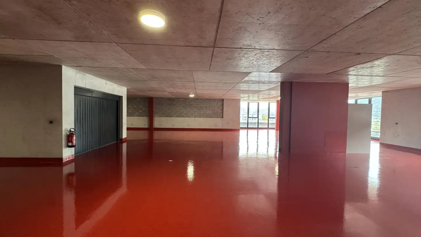 Parcheggio esterno in affitto - Zone Industrielle Les Combes 6, 1955 St-Pierre-de-Clages - Photo 3