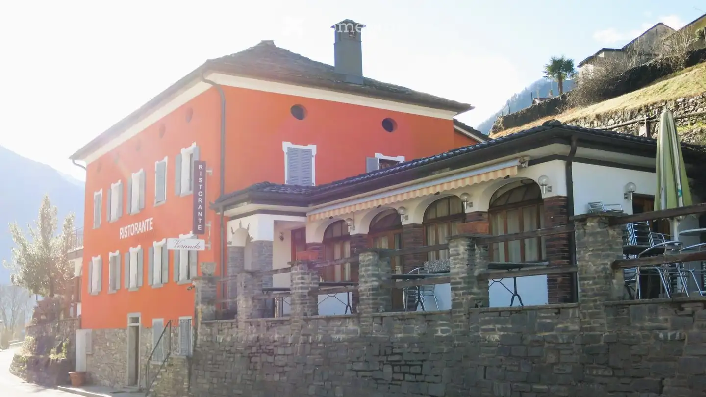 Casa singola in vendita - 6557 Cama - Photo 2