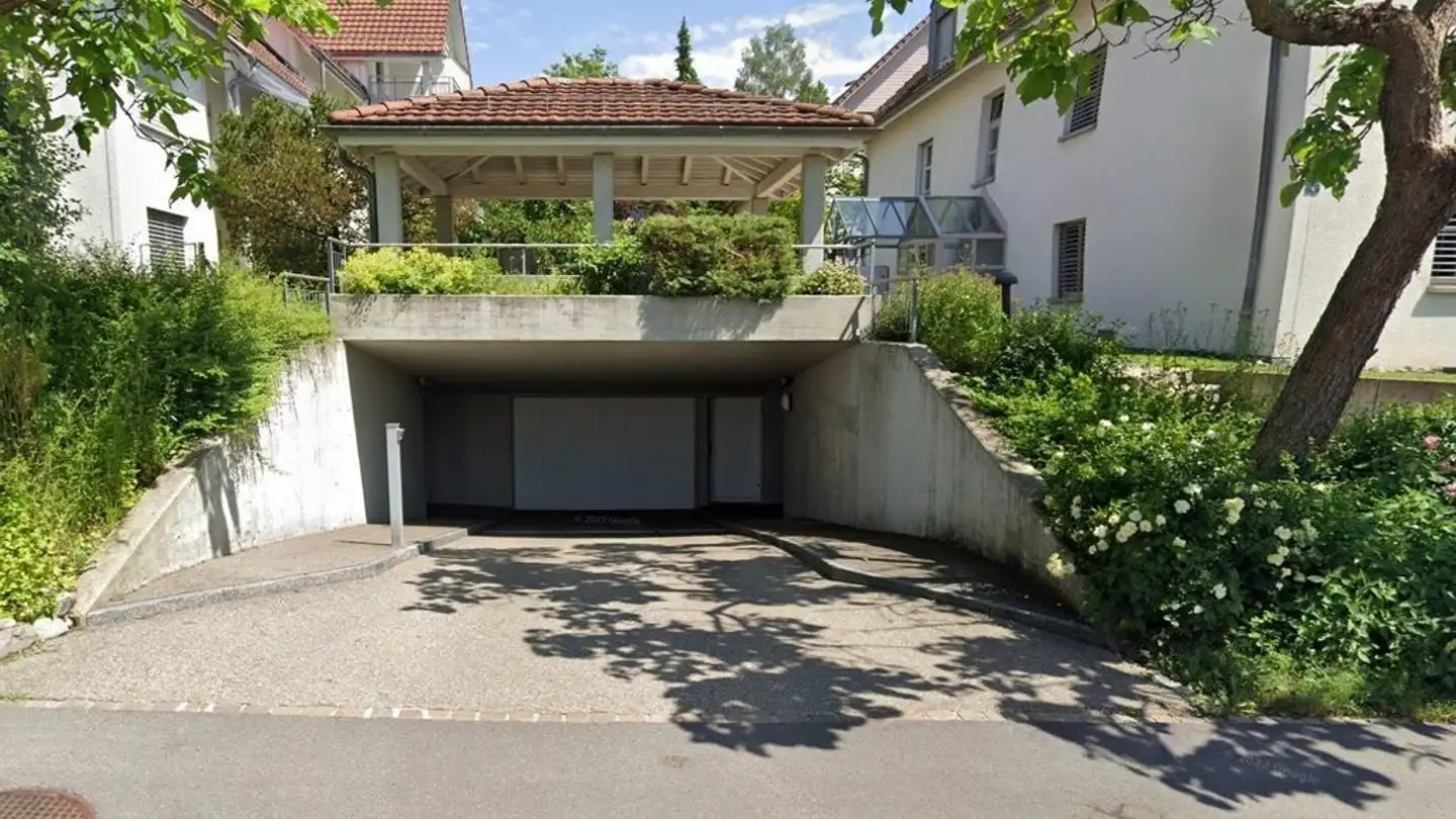 Place de parking souterraine à louer - Rebacherstrasse 4, 8904 Aesch ZH