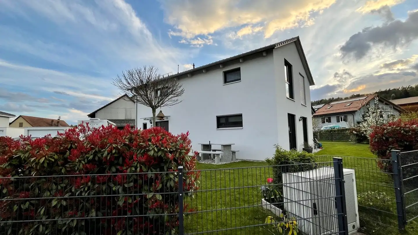 Single house for sale - 1528 Surpierre - Photo 4