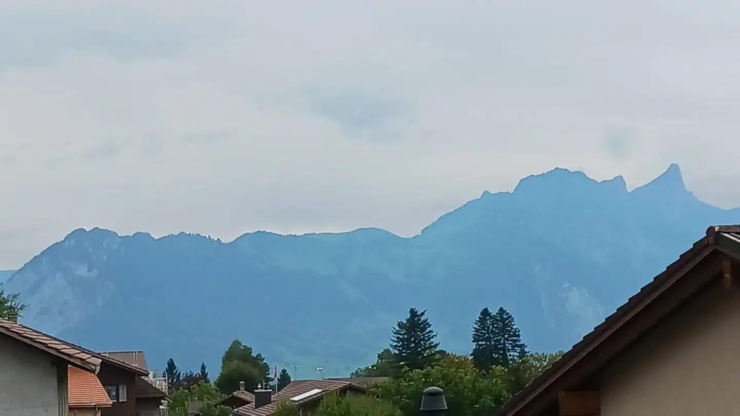 Apartment for rent - Tschingelstrasse 2, 3655 Sigriswil - Photo 2