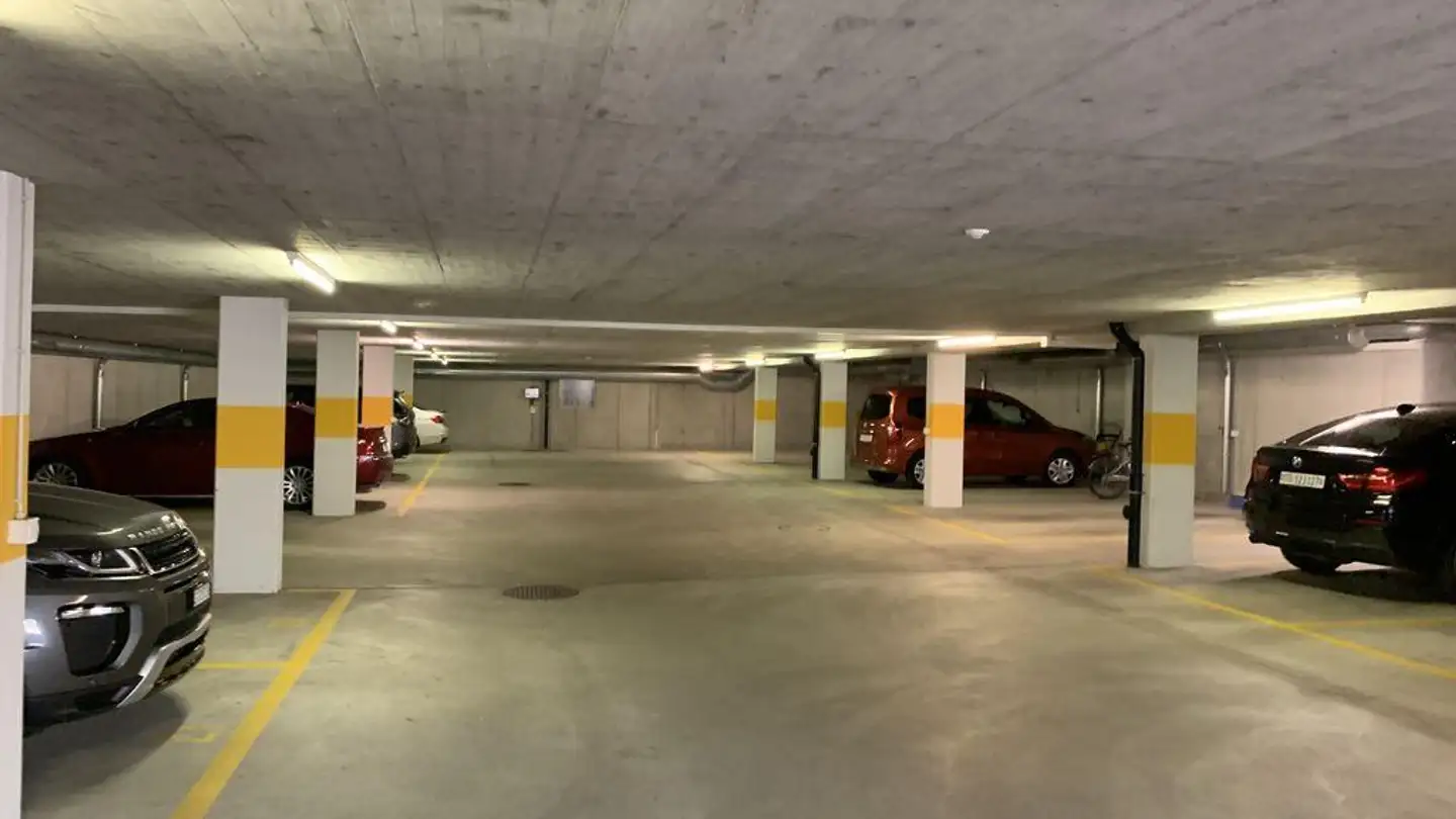 Tiefgaragenstellplatz mieten - Unterthurenstrasse 4, 8570 Weinfelden - Foto 4