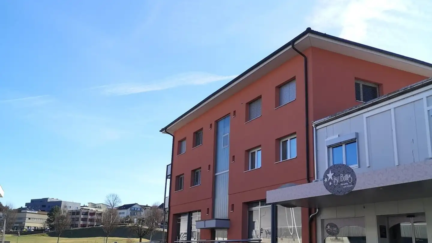 Bureau à louer - Hauptstrasse 8a, 3186 Düdingen
