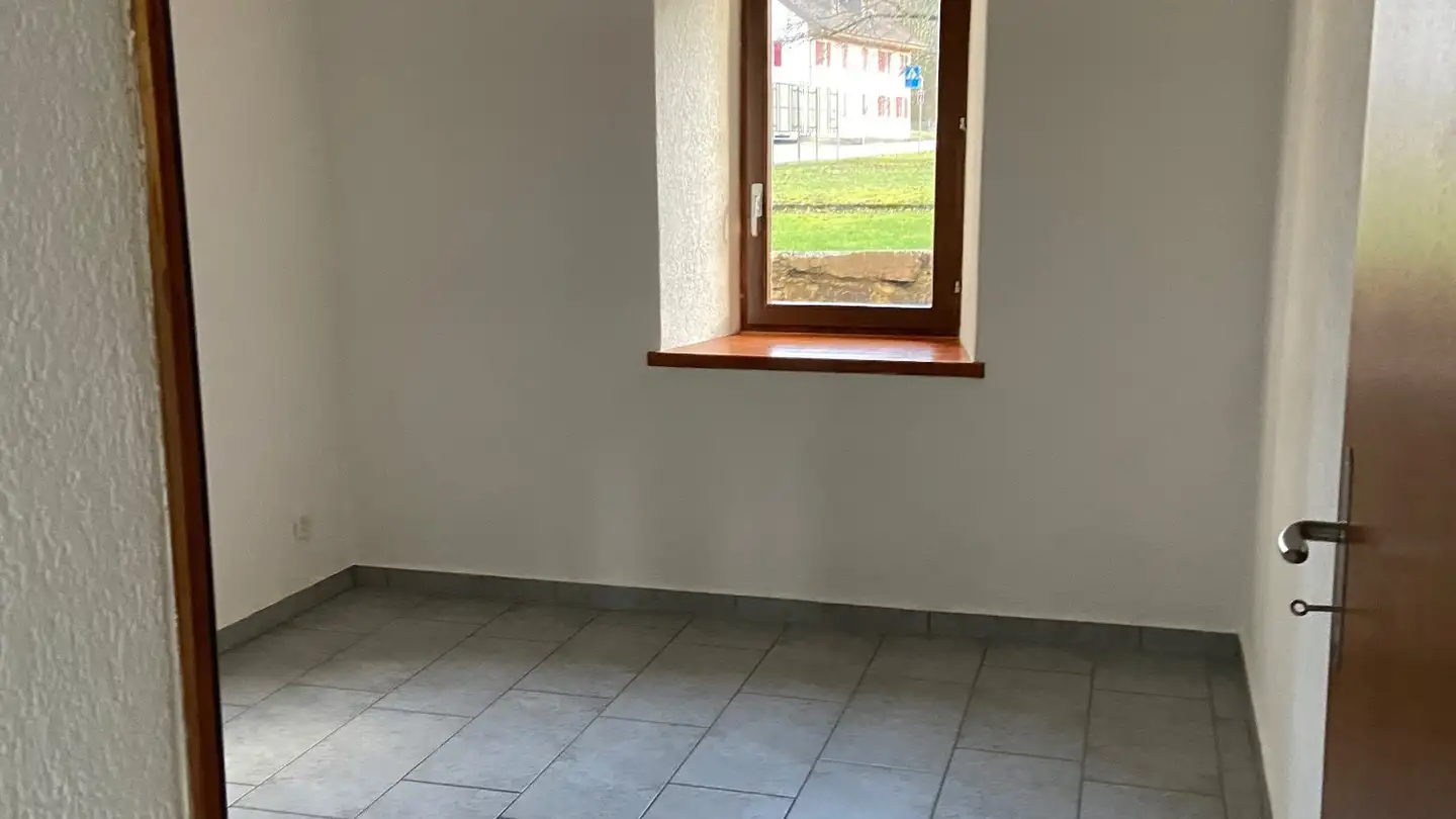 Apartment for rent - Rue Du 23-Juin 60, 2830 Courrendlin - Photo 3