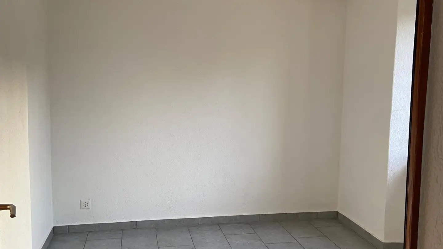 Apartment for rent - Rue Du 23-Juin 60, 2830 Courrendlin - Photo 4