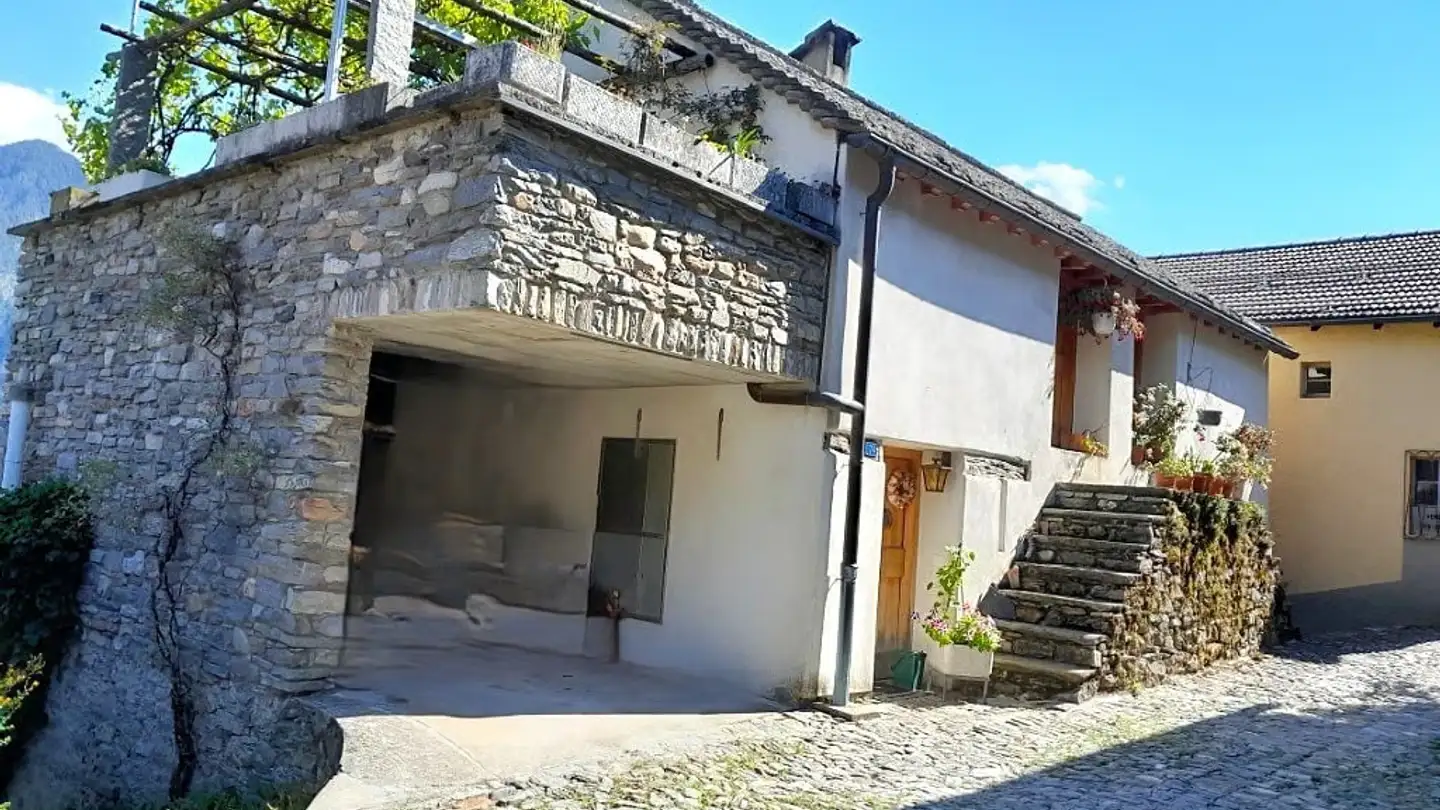 Casa singola in vendita - 6540 Castaneda