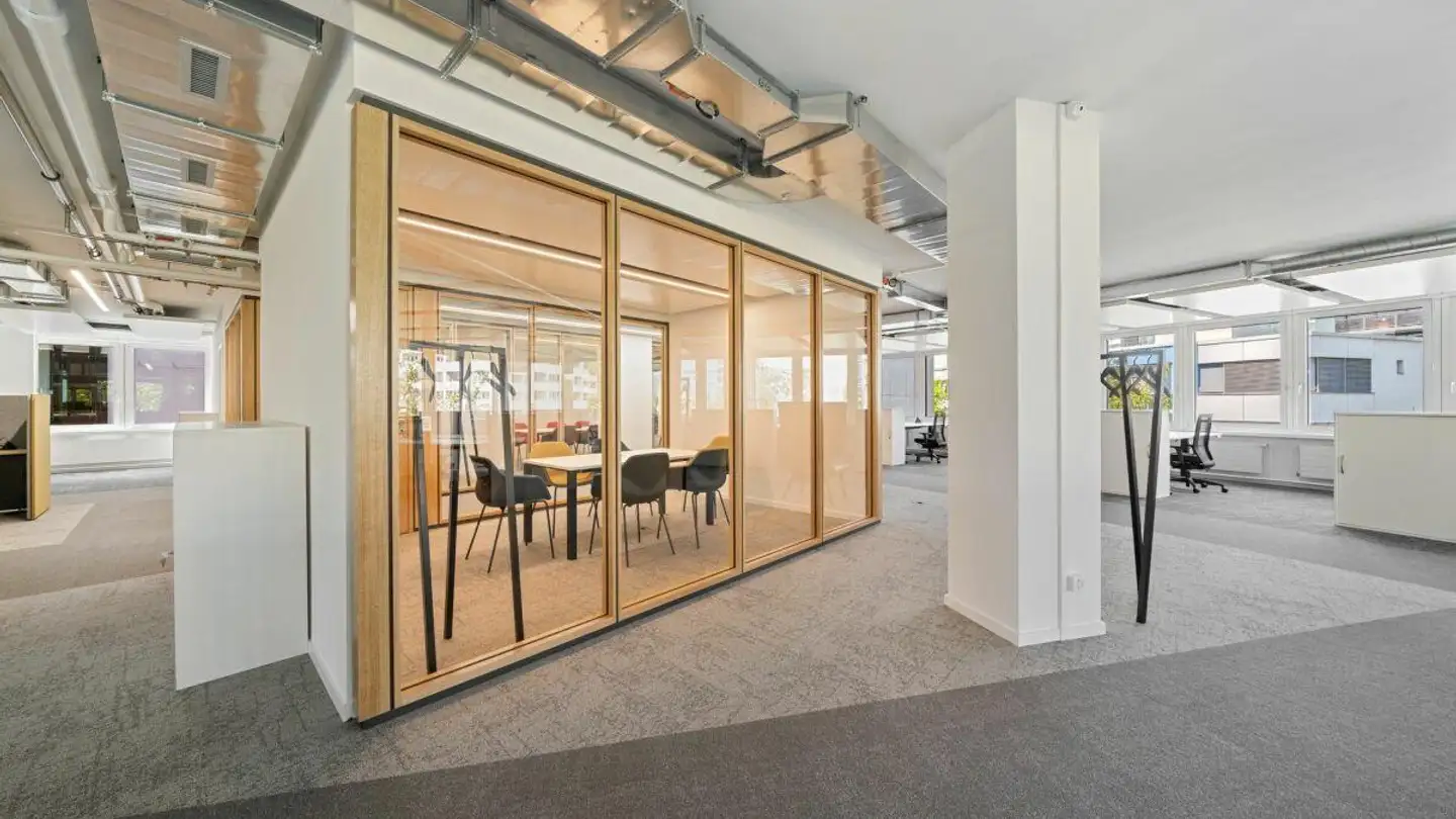 Bureau à louer - Baslerstrasse 60, 8048 Zürich