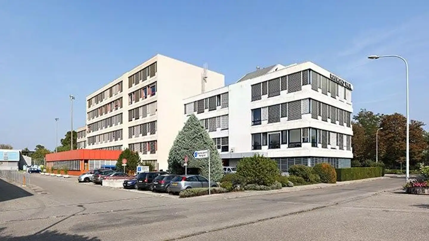 Underground parking space for rent - Avenue Eugène Lance 38, 1212 Grand-Lancy