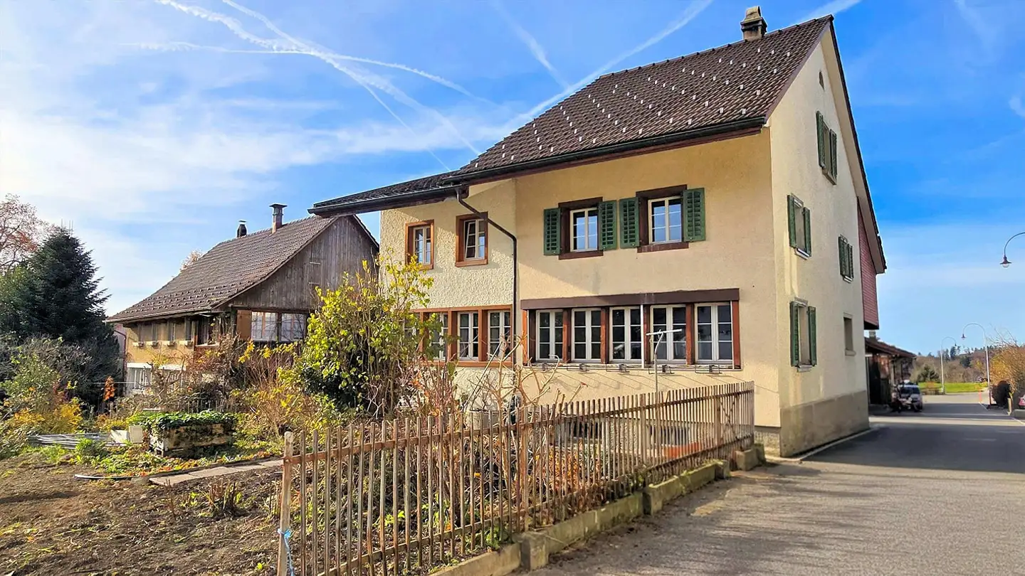Semi-detached house for sale - 8342 Wernetshausen