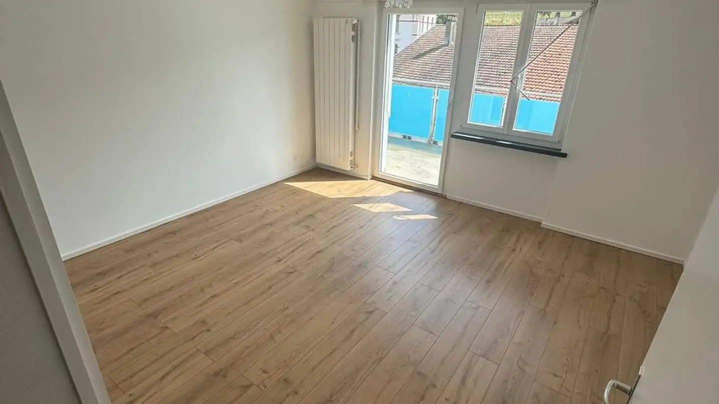 Appartement à louer - Rue Du Pont 10, 2735 Malleray - Photo 2