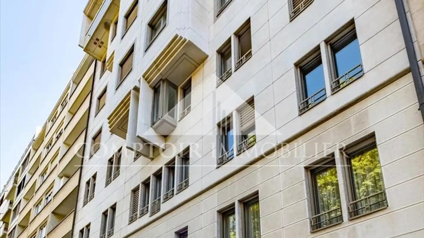 Outdoor parking space for rent - Avenue Jules- Crosnier 8, 1206 Genève